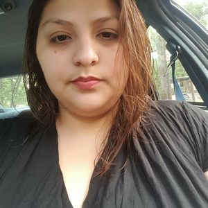 Meet your Posher, Yamileth